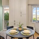 Apartment Tra I Vicoli Del Centro Oro E Malva