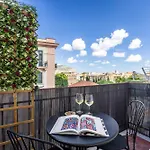 Apartment Tra I Vicoli Del Centro Oro E Malva